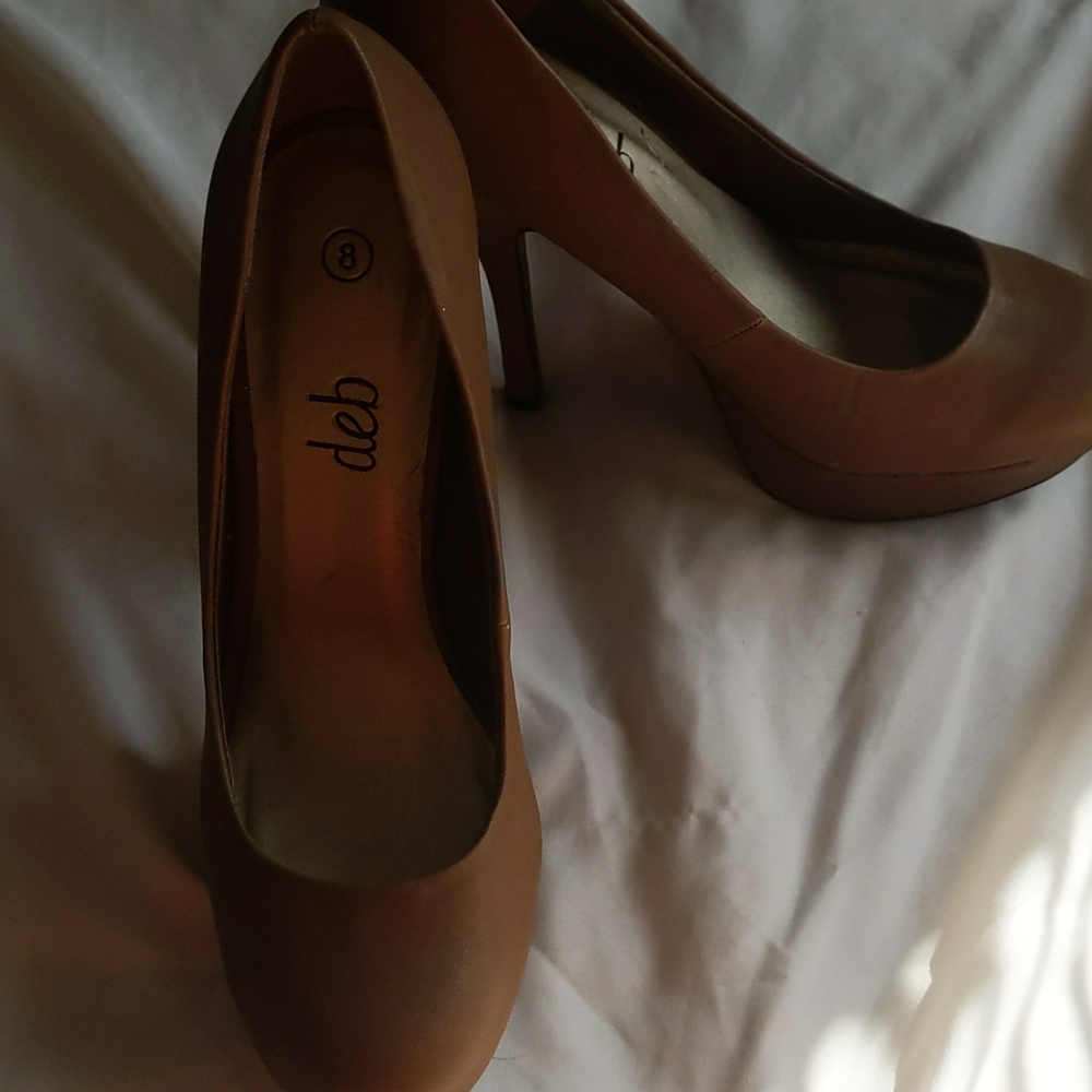 High heeled platform brown shoes